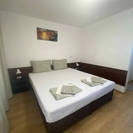 Family Yulian * クラネヴォ